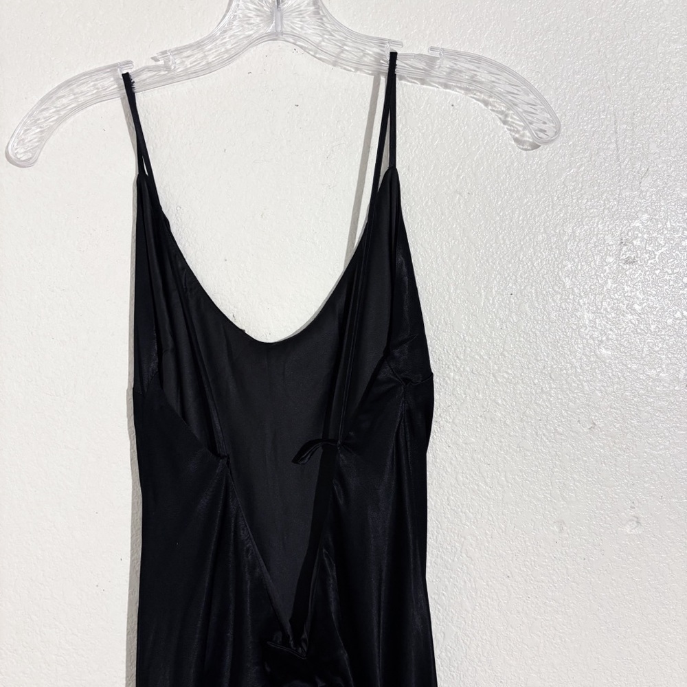NWT Meshki Kailey Satin Low Back Maxi Dress Gown with Detachable Bow Train Black - Picture 7 of 10